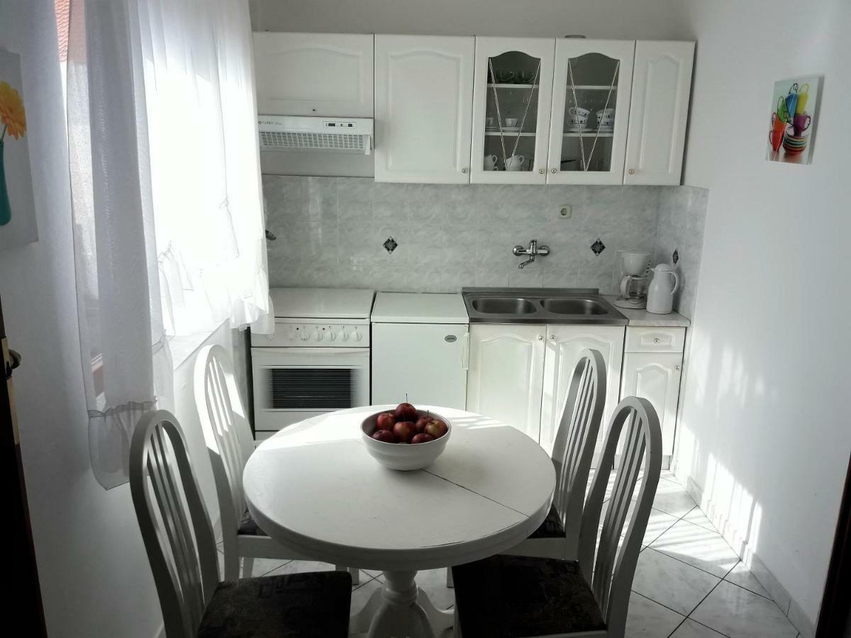 Apartments Ane Sukošan Dış mekan fotoğraf